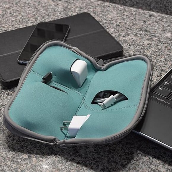 Tech Cord Case Electronic Accessories - Stripes - Picture 2 of 7